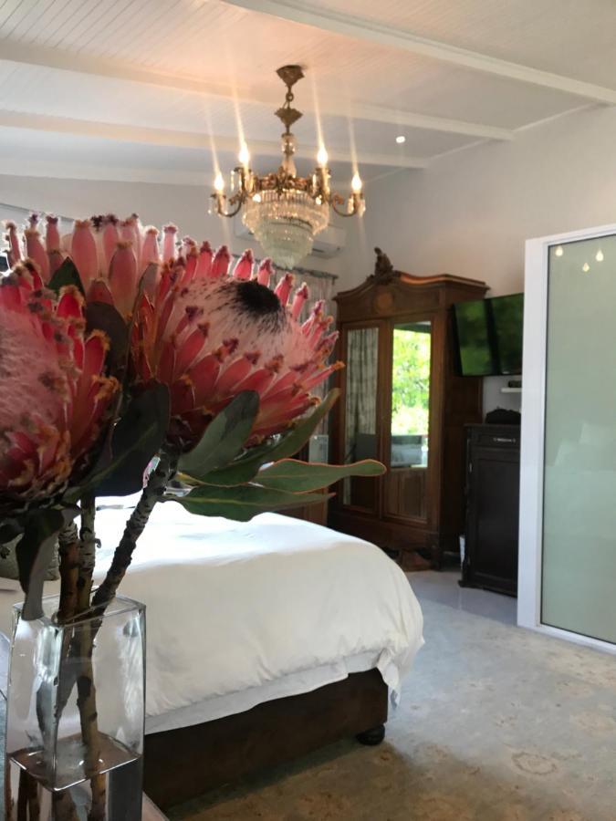 Loerie Hide Bed & Breakfast East London Ngoại thất bức ảnh